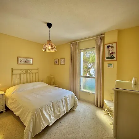 Elviria Park By Homing *